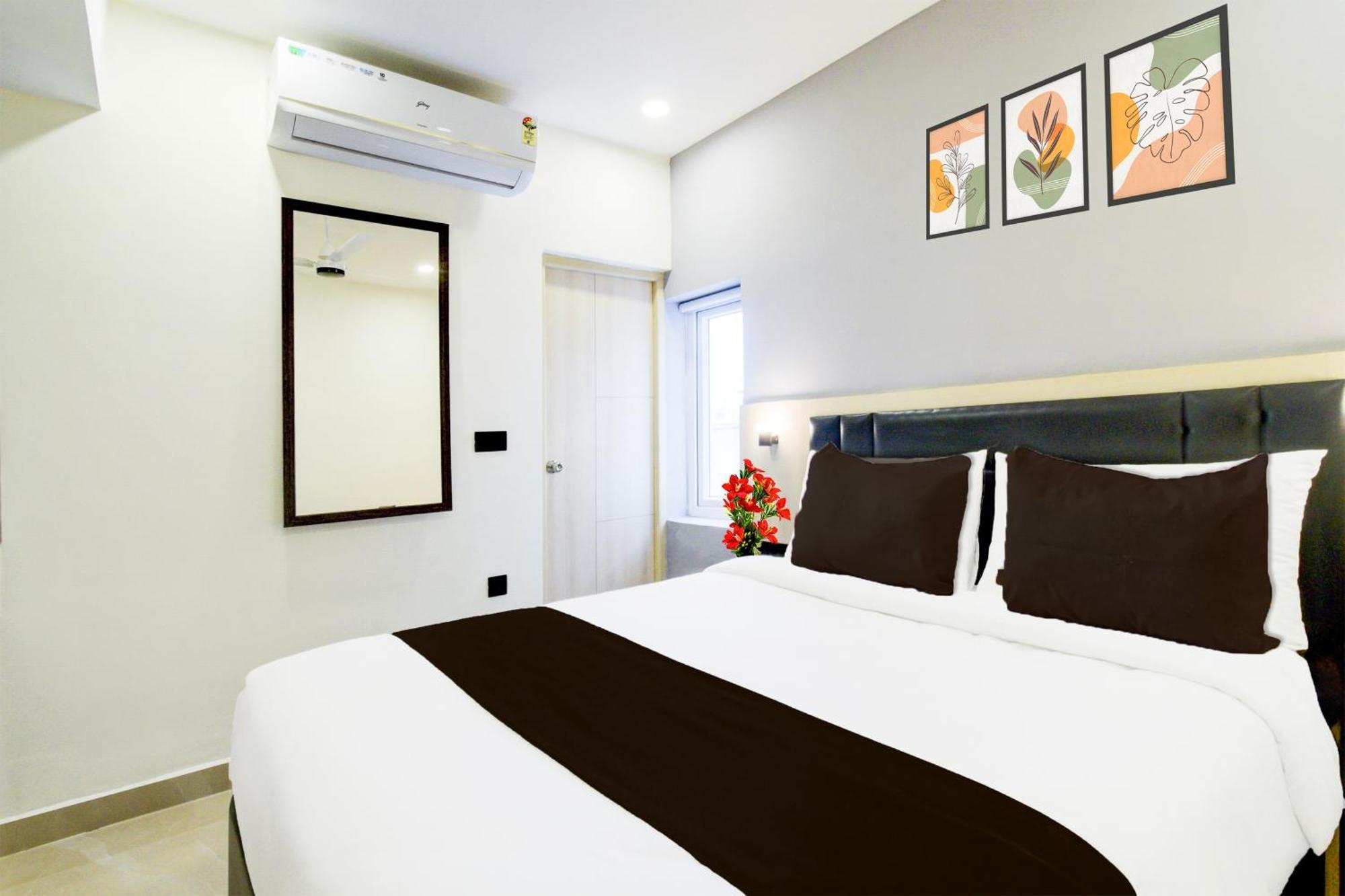 Townhouse Aarav Business Hotel Hyderabad Exteriör bild